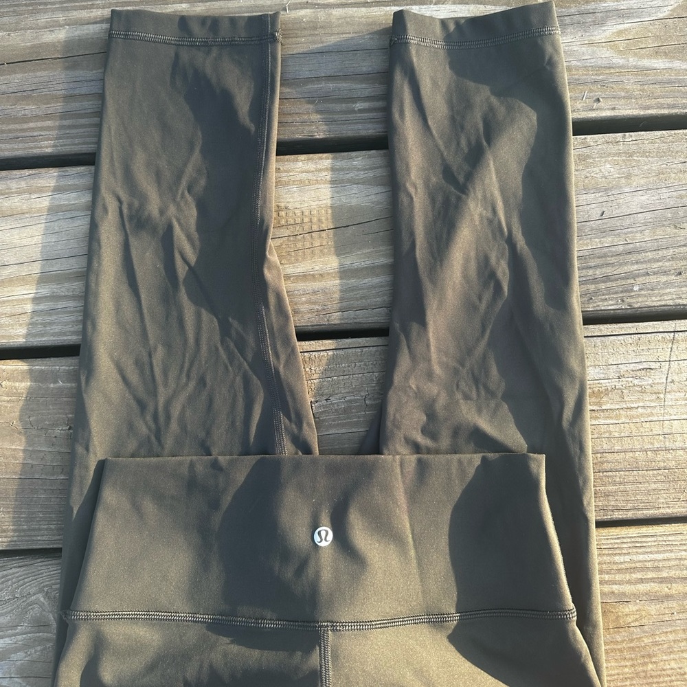 Lululemon Wunder Under 21”